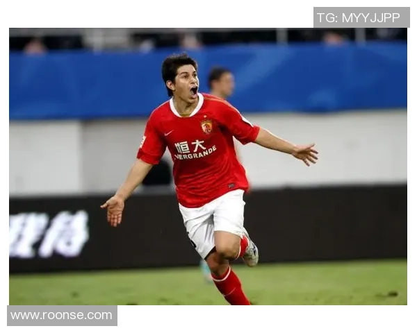 孔卡是否曾在FIFA足球世界中成为球星他在国际舞台的表现如何